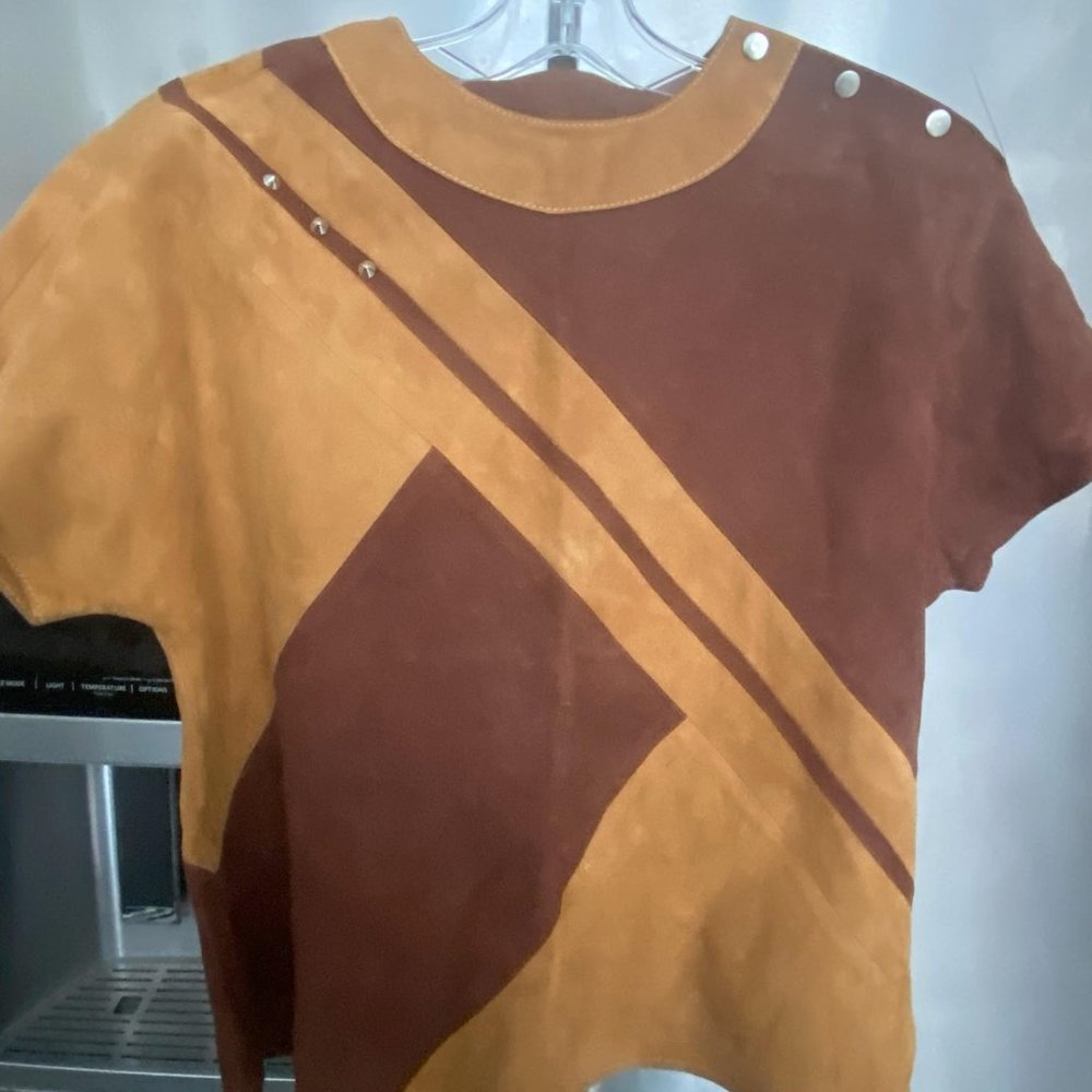LADIES  SUEDE  EUROPEAN  TOP   SIZE 38.